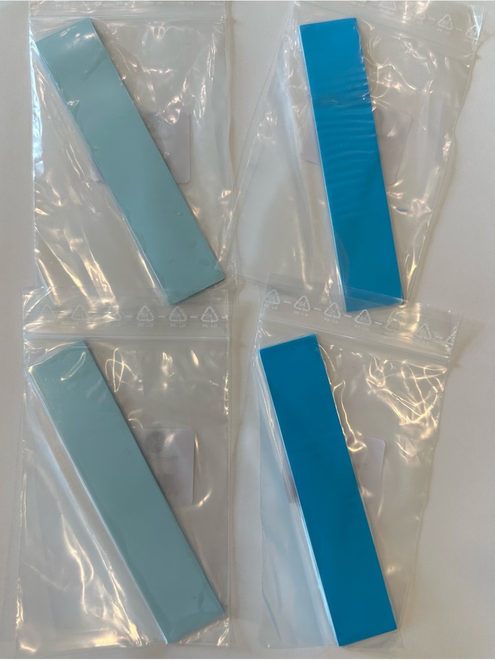 Lot Of 4 New Ekwb Thermal Pads G 2mm (120x24) - Picture 2 of 2